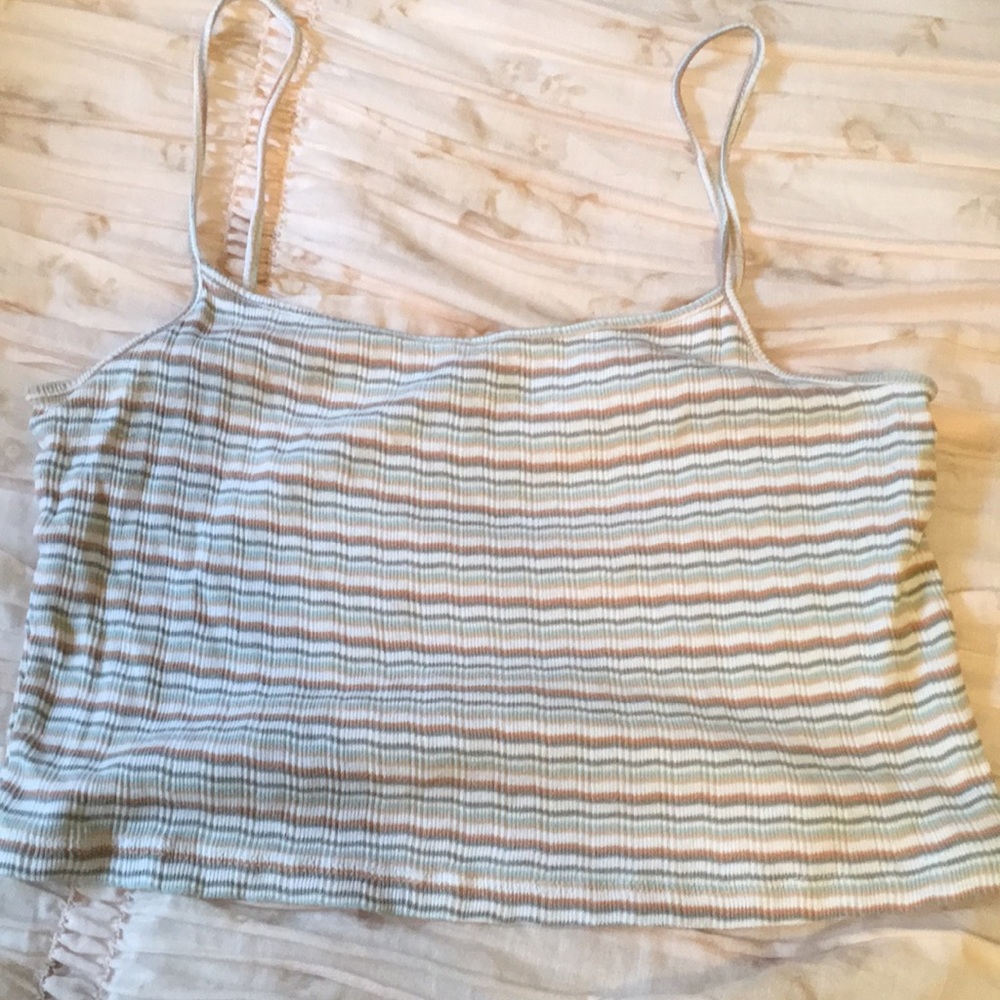 SUPER CUTE STRIPED CROPPED TOP